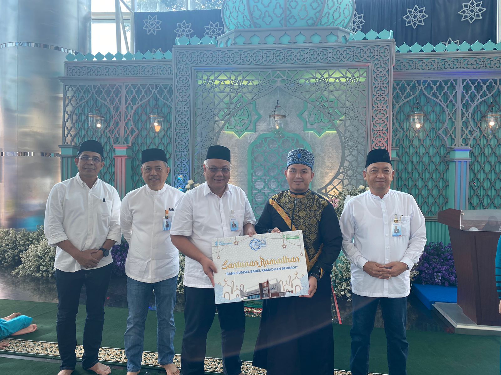 IN THE HOLLY  OF RAMADHAN, BANK SUMSEL BABEL  GIVE DONATIONS TO THE ORPHANS