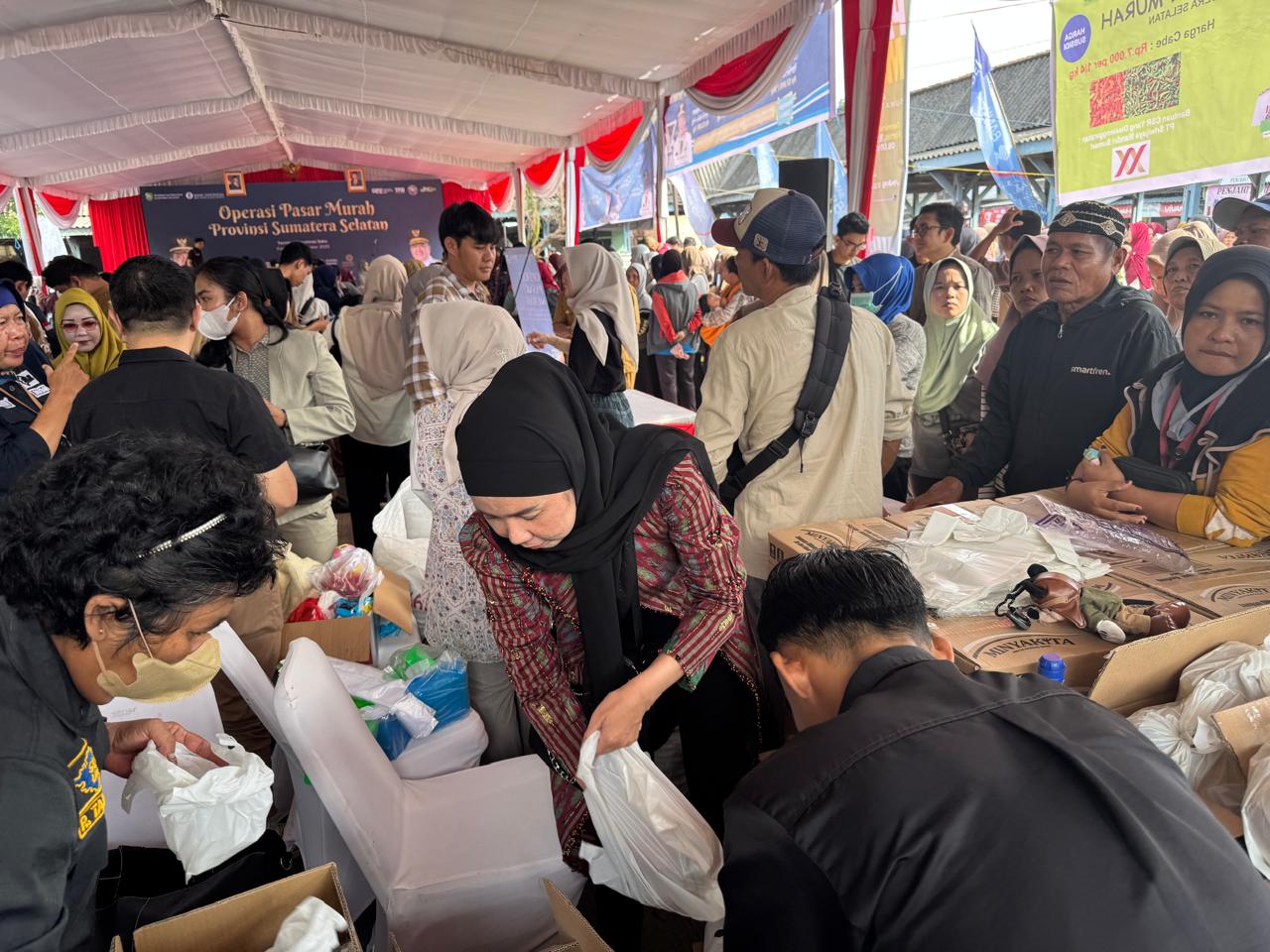 Bersama Bank Sumsel Babel, Pemprov Sumsel Gelar Operasi Pasar Murah Kendalikan Inflasi