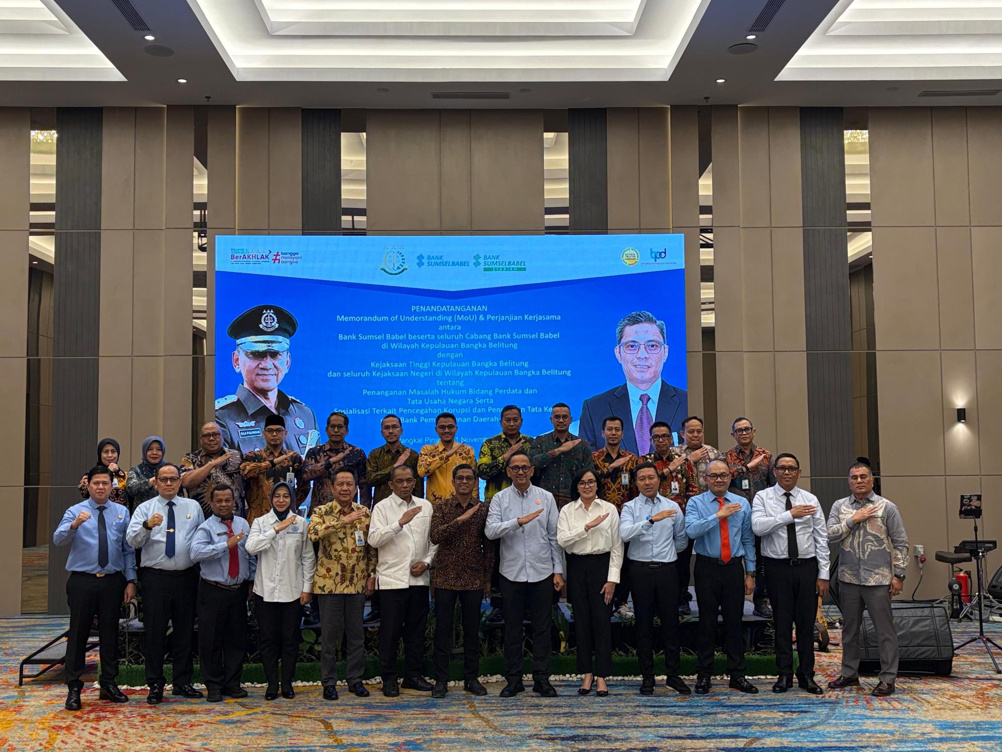 Perkuat Sinergi Penegakan Hukum dan Tata Kelola, Bank Sumsel Babel dan Kejaksaan Tinggi Kepulauan Bangka Belitung lakukan Penandatanganan MoU
